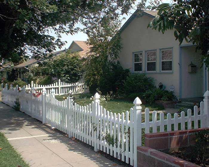 Scalloped Open Facemount Picket Fence