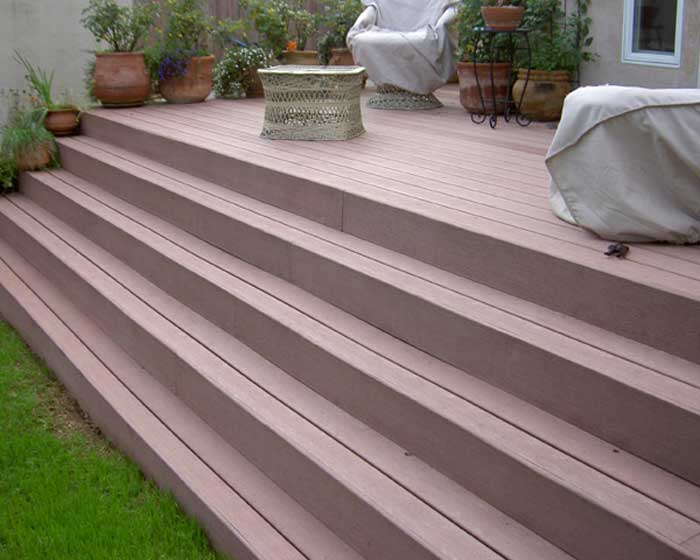 Vinyl Deck with Stairs