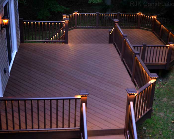 Vnyl Deck with Lighted Railing